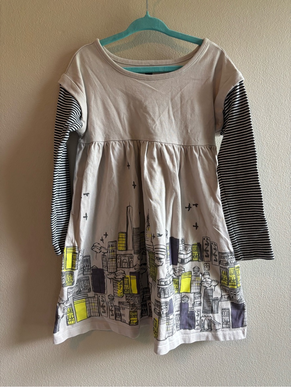 Tea Collection Girls Neutral 🏙️ Print Long-Sleeve Dress with Yellow Accents